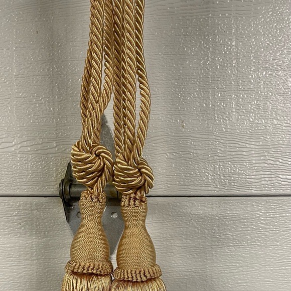 2 Pack Tiebacks with Tassels - Picture 4 of 6
